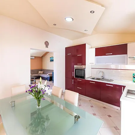 Stunning In With House Sea View Appartement