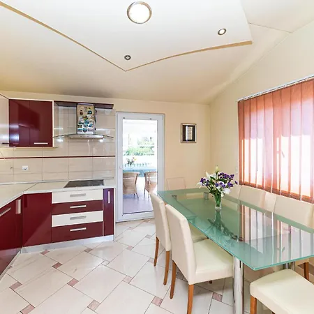 Stunning In With House Sea View