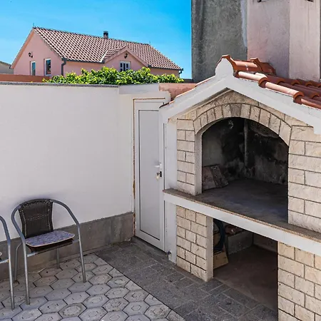 Stunning In With House Sea View *